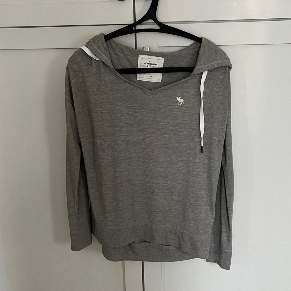 Bundle Cuffed t-shirt and hoodie